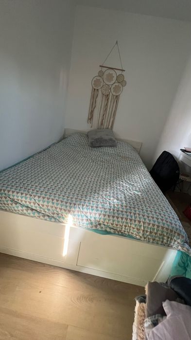 Cama de casal com colchão