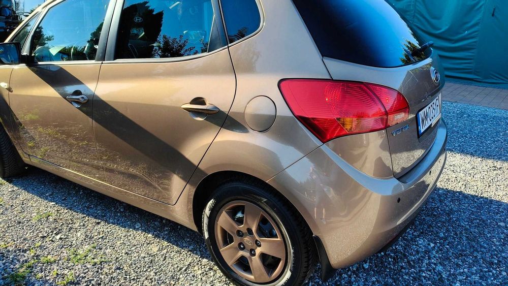Kia Venga 1.6 benzyna automat niski przebieg