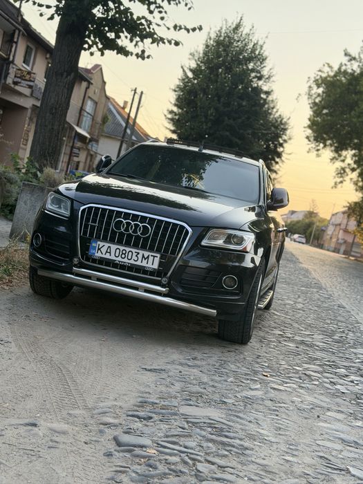 Ауді Q5 2015 рік 2.0 бензин
