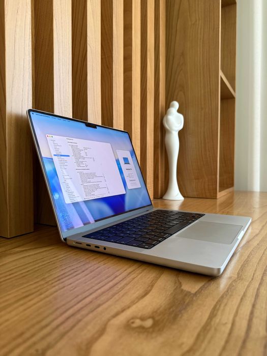 MacBook Pro 14" M1 Pro 16GB/512GB - Impecável