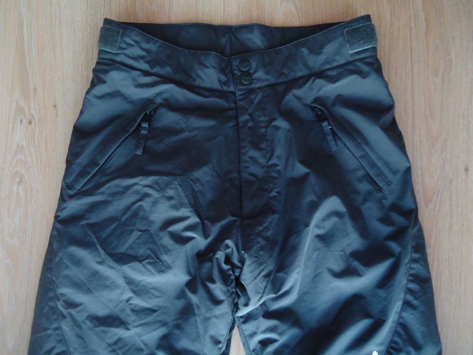 Женские тёплые зимние брюки, лыжные штаны р. 44-46, состояние новых.