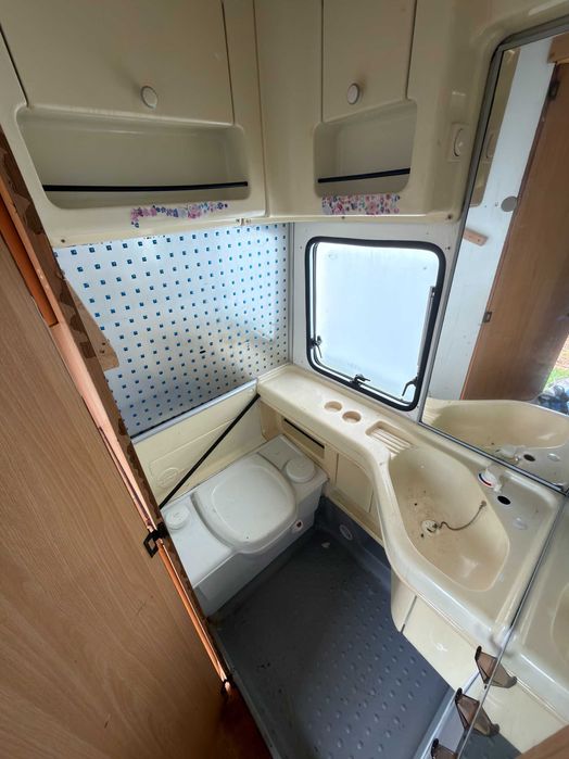 Autocaravana Peugeot J5 Burstner