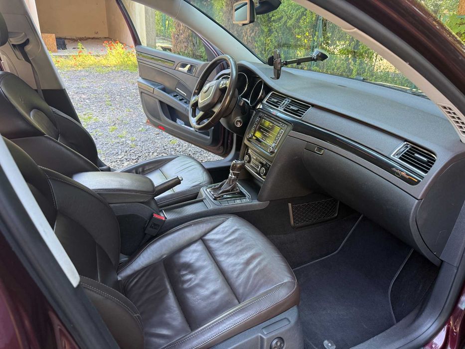 Skoda Superb Laurin & Klement Webasto