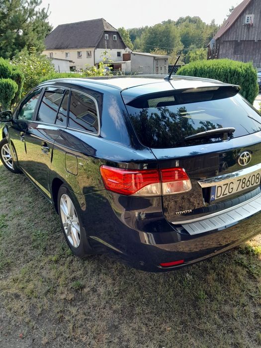 Toyota Avensis T27
