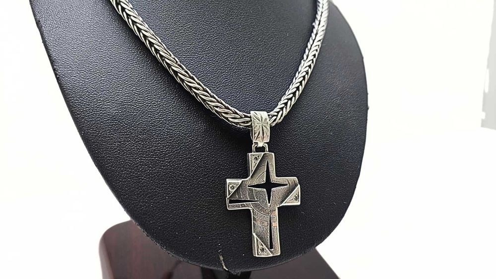 Masywny męski łańcuszek w splocie "Kłos" próby 925 z krzyżem - 42,14g