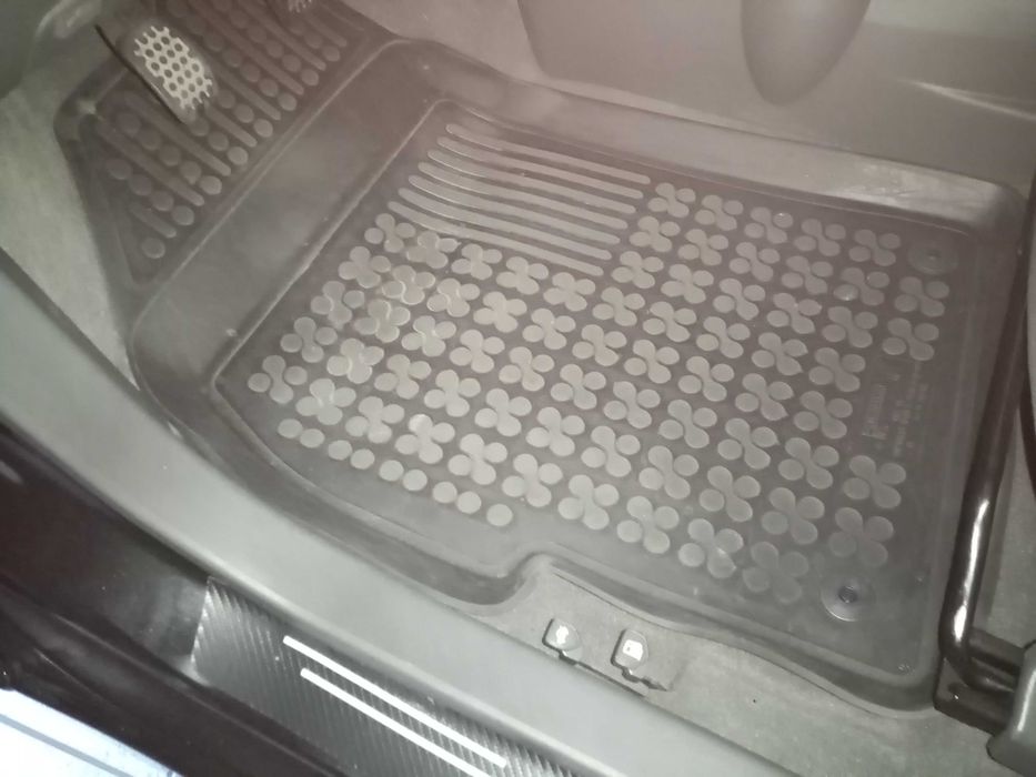 Chevrolet Spark – 2010 a 2013 – Tapetes de Borracha com pouco uso