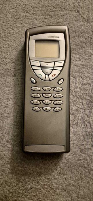Klasyk telefonii komórkowej NOKIA 9210