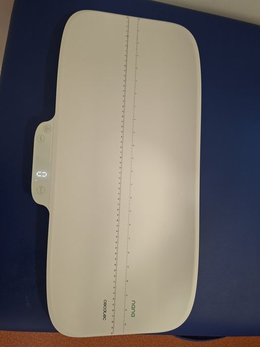 Vende-se balança pediátrica