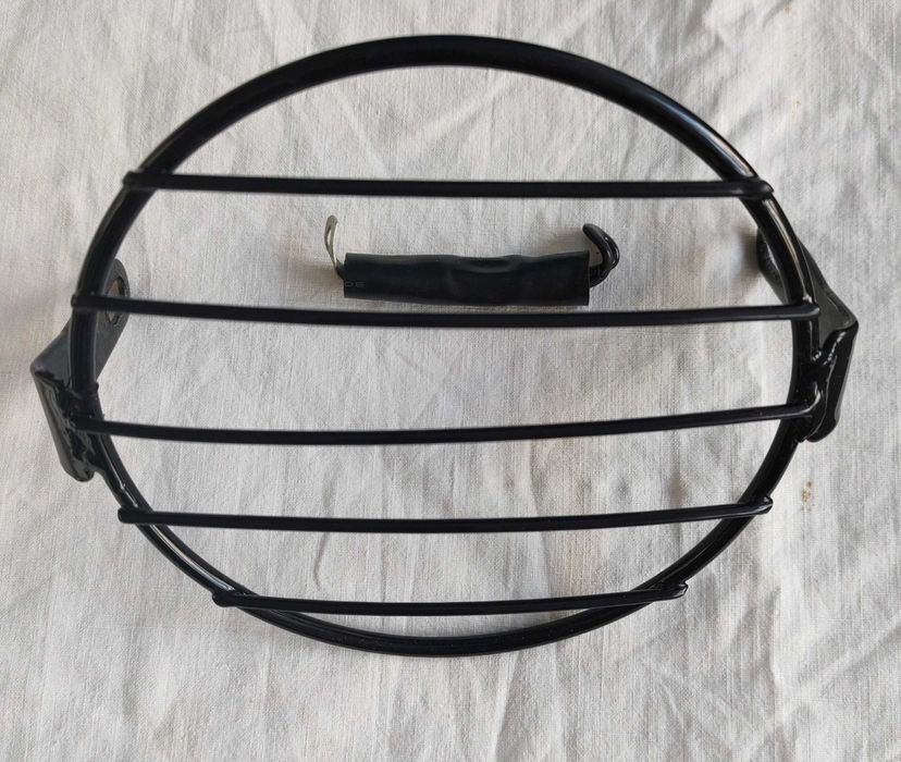 Накладка-решітка на мото фару