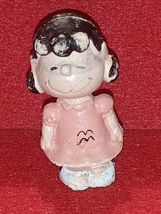 Boneco Lucy Van Pelt da Schleich