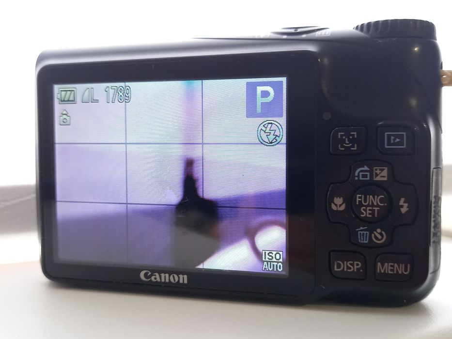 під відновлення цифровий фотоапарат canon powershot a2200 мильниця