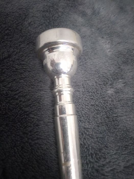 Sprzedam ustnik do trąbki Bach 1 C