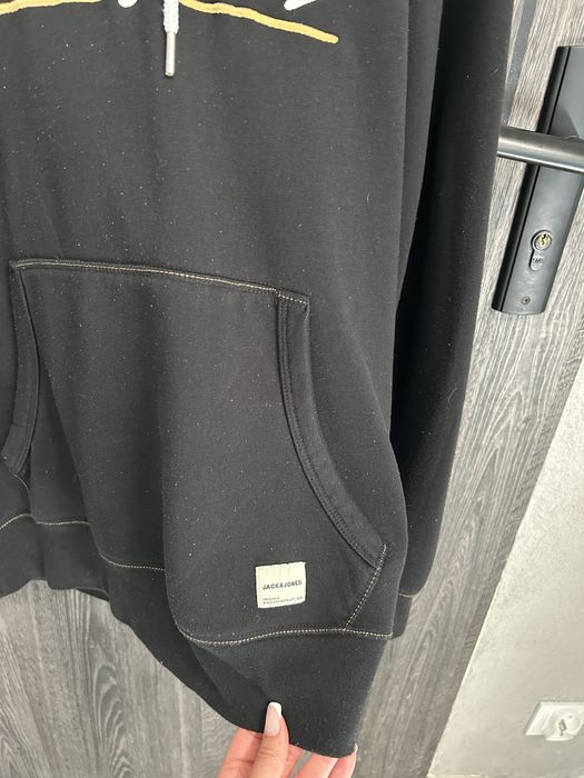Czarna bluza z kapturem jack&jones rozmiar L
