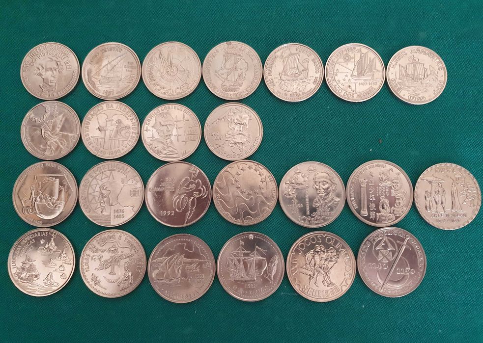 Numismática - 24 Moedas 100/200/250 Escudos, comemorativas - 1981/1996