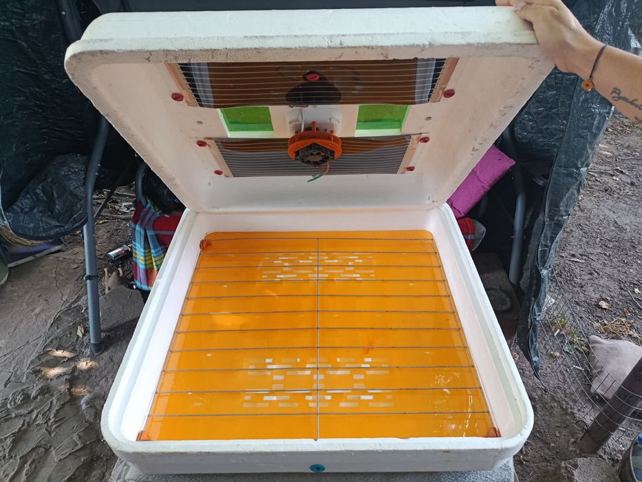 Инкубатор Рябушка 150 яиц Турбо цифровой с механическим переворо