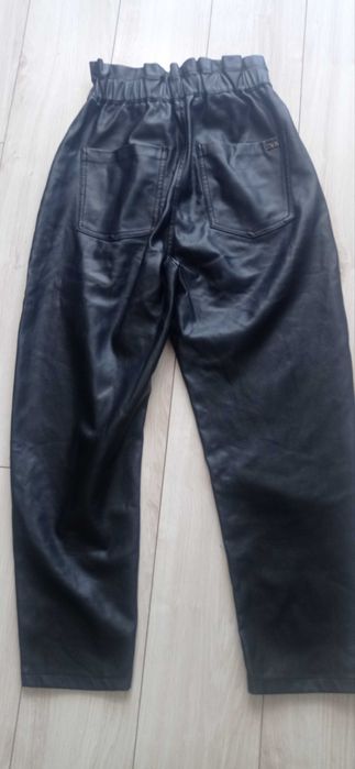 Zara spodnie imitacja skóry damskie