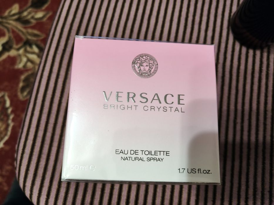Продам туалетную воду Versace Brigt crystal