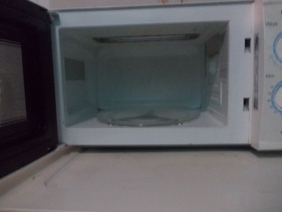 Micro ondas LG - com Grill - Super estimado