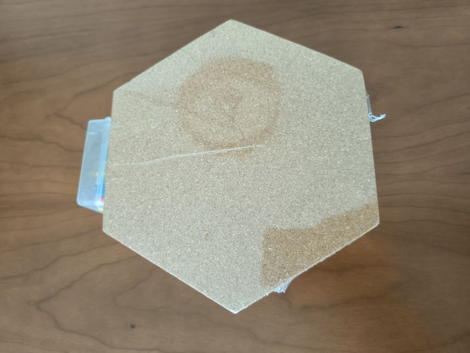 Painéis de cortiça hexagonais (Cork board)