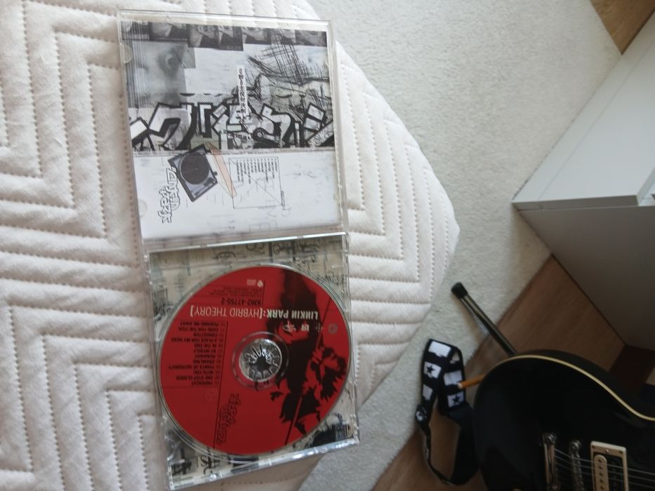 Cd Hybrid theory- Linkin Park