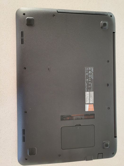 ASUS elegancki laptop