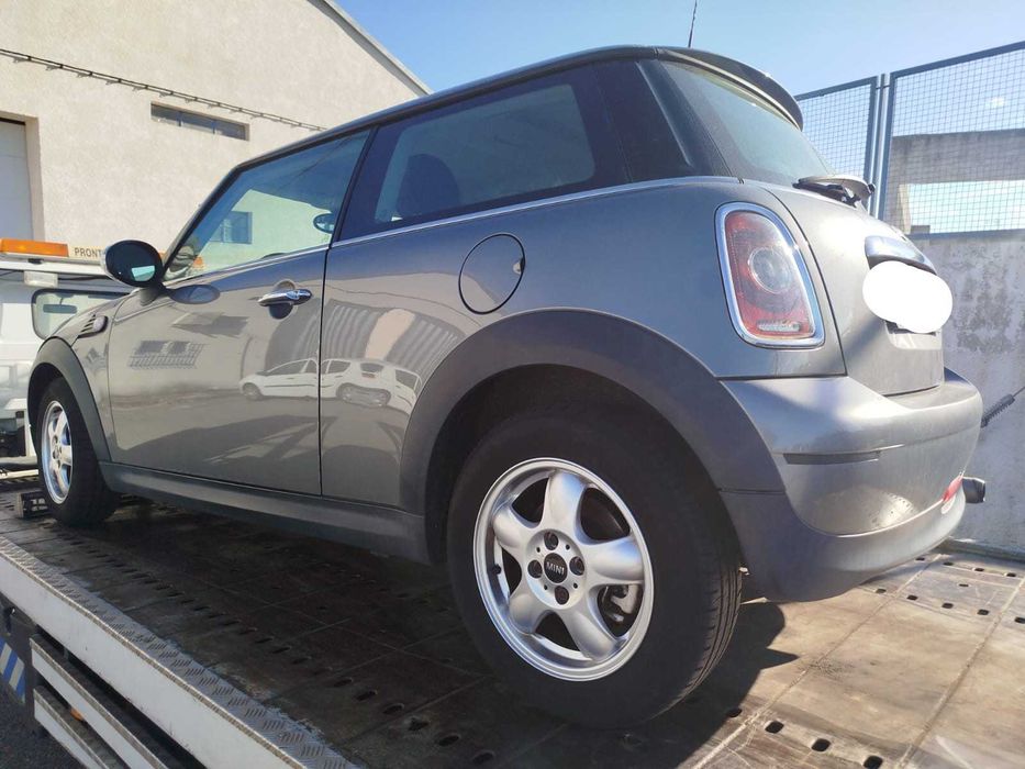 Para peças Mini Mini One 1.4I Ano 2009