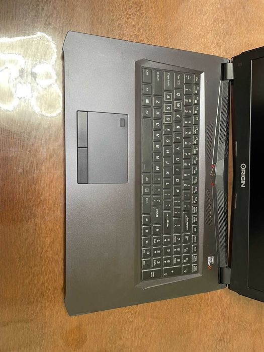 Ноутбук 17" 4К IPS Origin EVO17-S 2020 (i9-8950HK/16/SSD512/GTX1070)