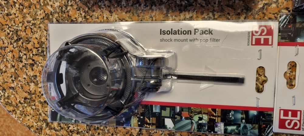 SE Electronics X1 R + Isolation Pack  Par