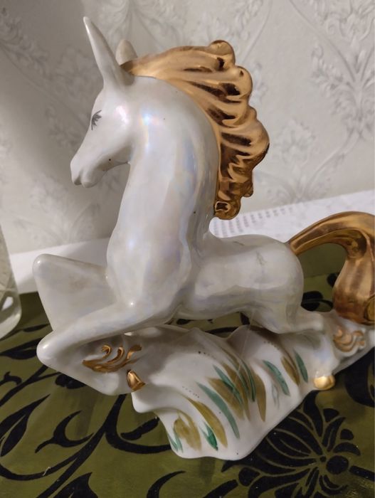 Статуетка символ року