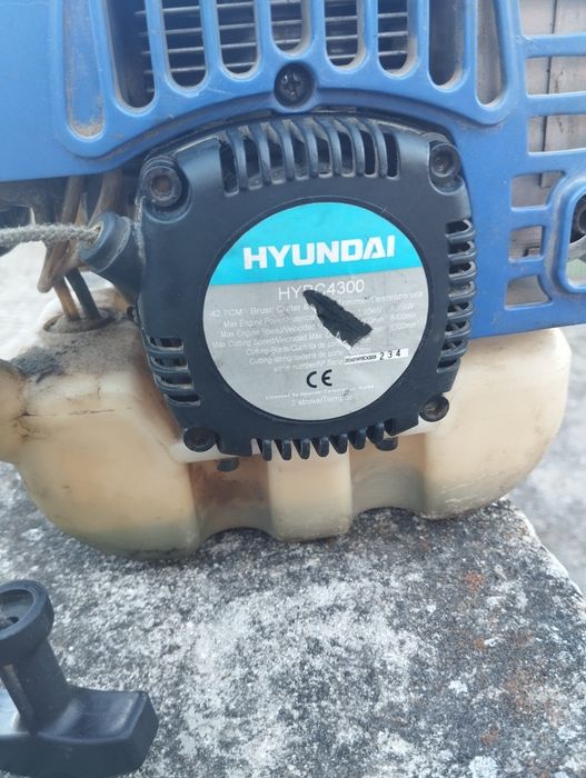 Vendo roçadora avariada