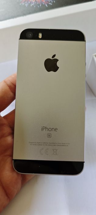 iPhone SE Space Grey 32GB