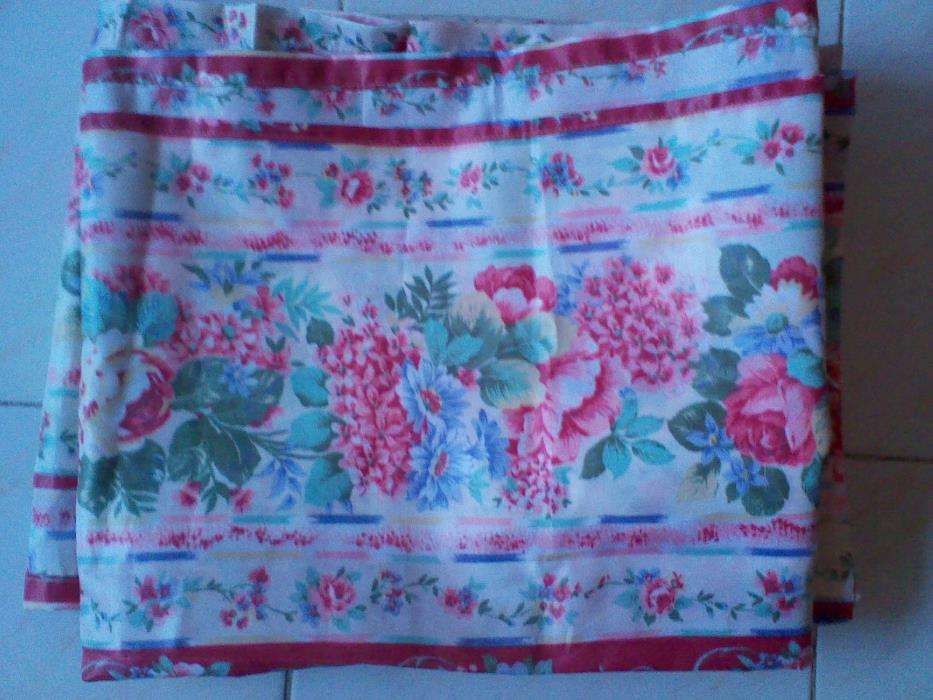 1 par de cortinas vermelho floral novas