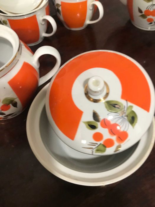 Неполный  сервиз  Ветка  рябины