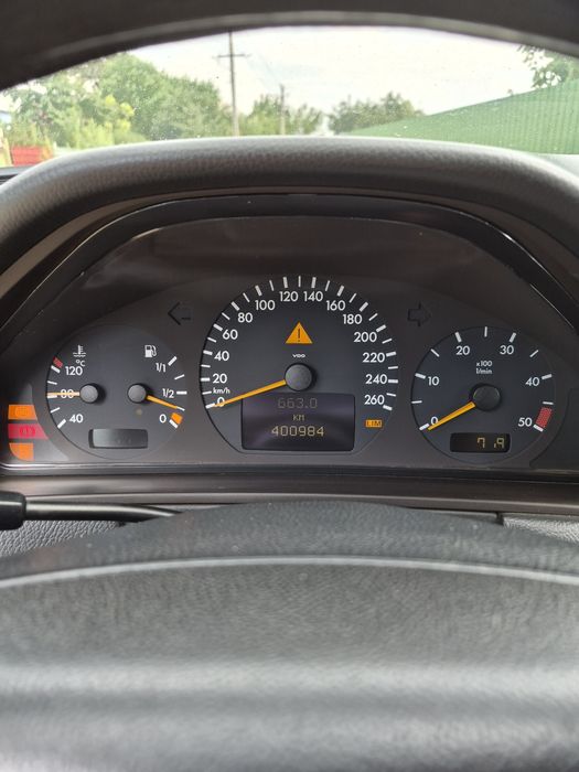 Мерседес Mercedes w210