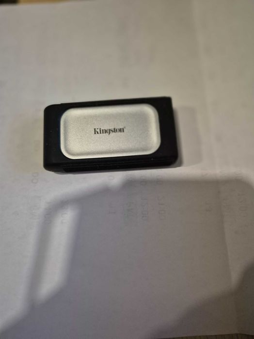 disco externo ssd Kingston SXS2000/2000G  de 2TB USB-C, sem anomalia