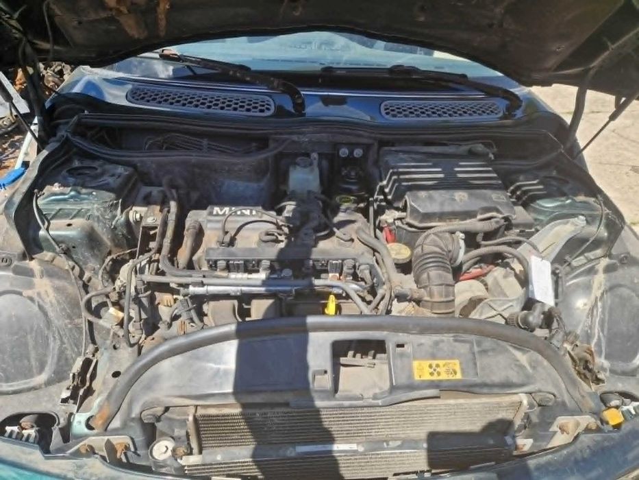 Mini Cooper R50 na części 1.6