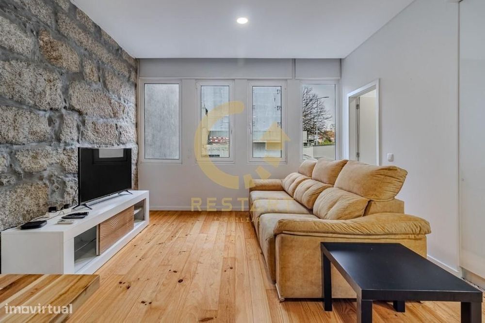 T2  Renovado para venda no Centro do Porto