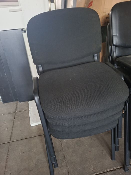 Vendo cadeiras pretas