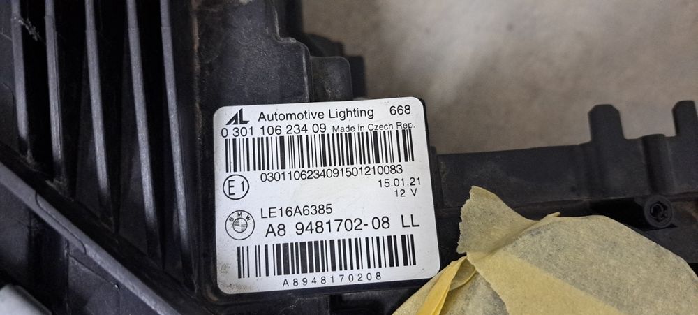 Farol direito bmw g20