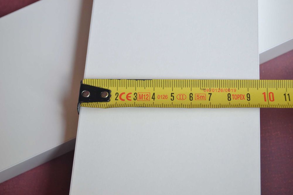 Біла пряма полка, настенная декоративная гладкая полочка