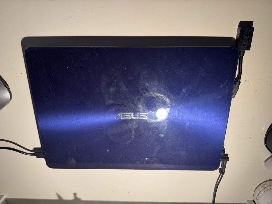 Portatil ASUS ZenBook UX430U