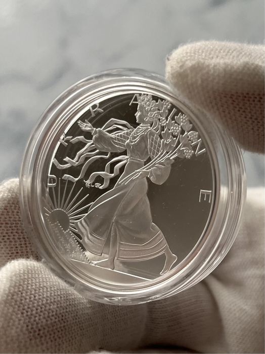 Срібна монета «Свобода України» (Liberty of Ukraine), 1 унція Ag 999
