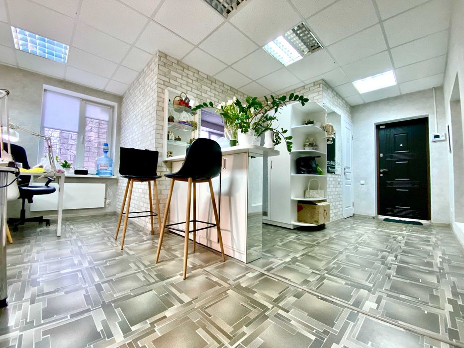 Вигідна пропозиція.  Комерційне приміщення по вул. Перемоги