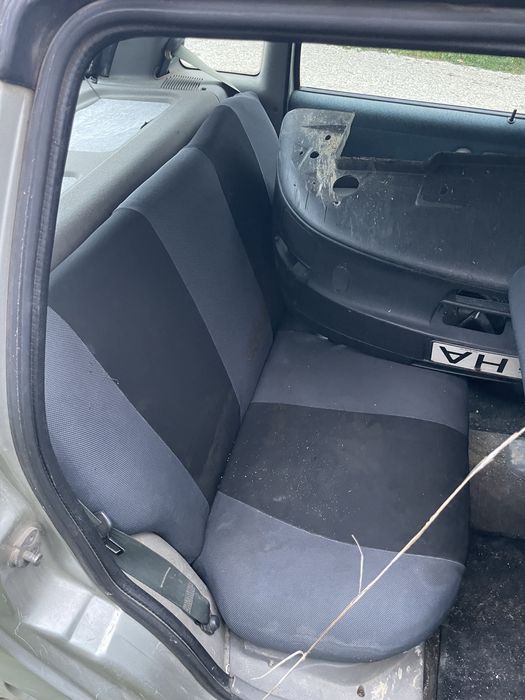 Fiat Punto 1.2 Gasolina 1998 – 300€