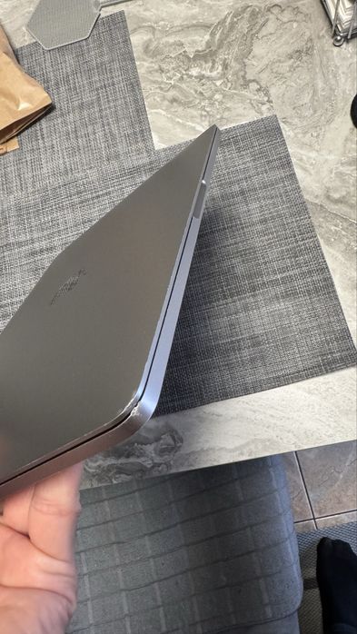 Macbook Pro 13.2” 2018 touchbar