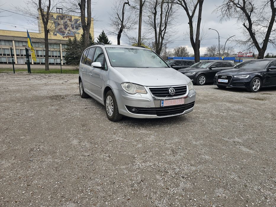 Volkswagen Touran 1.6 mpi