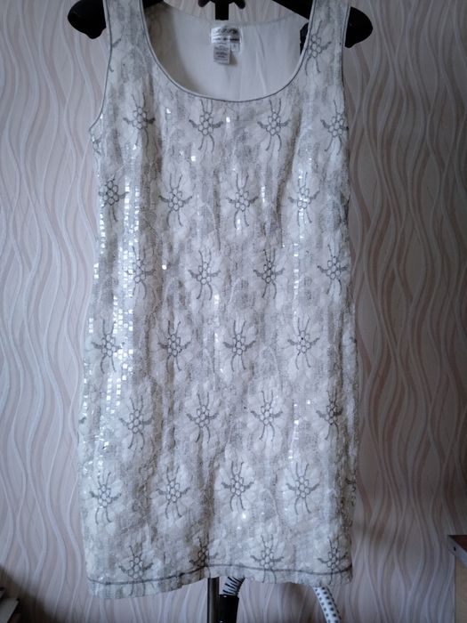 Сукня з паєтками р.S