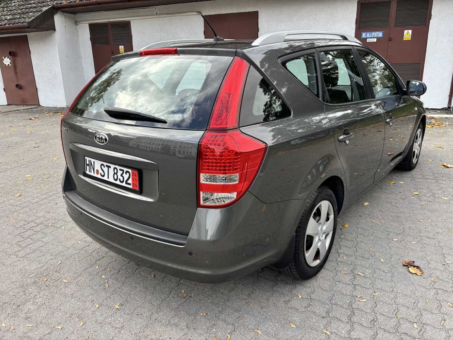 KIA CEED SW FACELIFTING | 1.4 DOHC benzyna | 90 KM | 2010r - Świeżo sprowadzony z Niemiec !