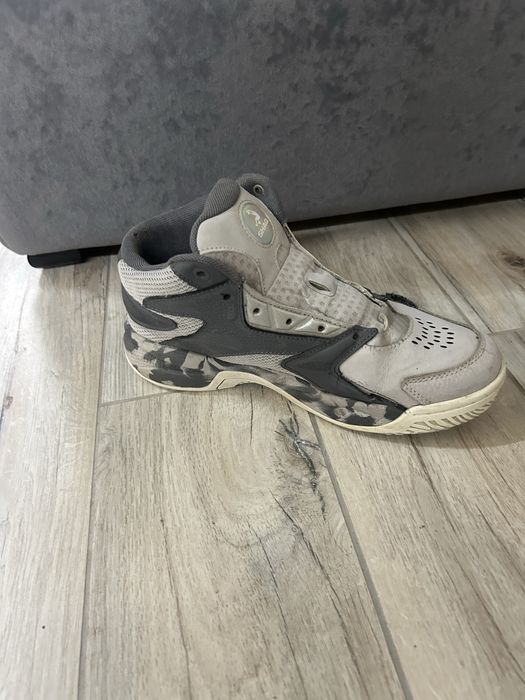кросівки Shaq.