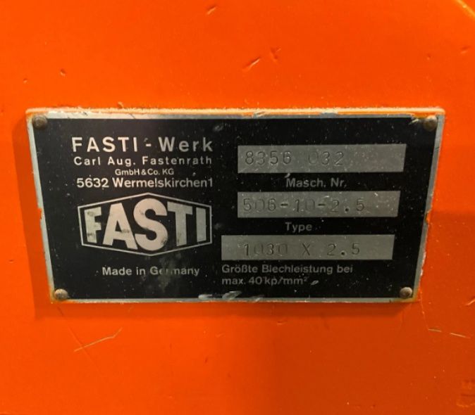 Gilotyna urządzenie do obcinania tworzyw sztucznych/metalu 4,55KW